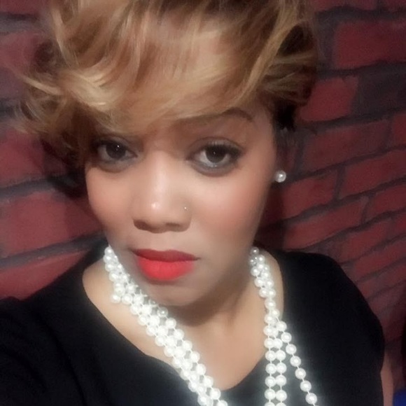 Meet your Posher, Kanika - Picture 1 of 1